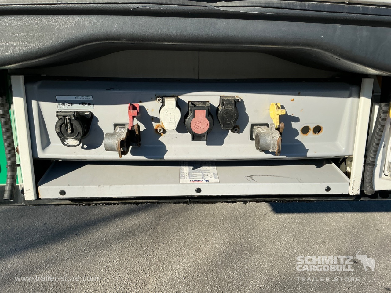 SCHMITZ Reefer Standard - Isothermal semi-trailer: picture 4 SCHMITZ Reefer Standard - Isothermal semi-trailer: picture 4