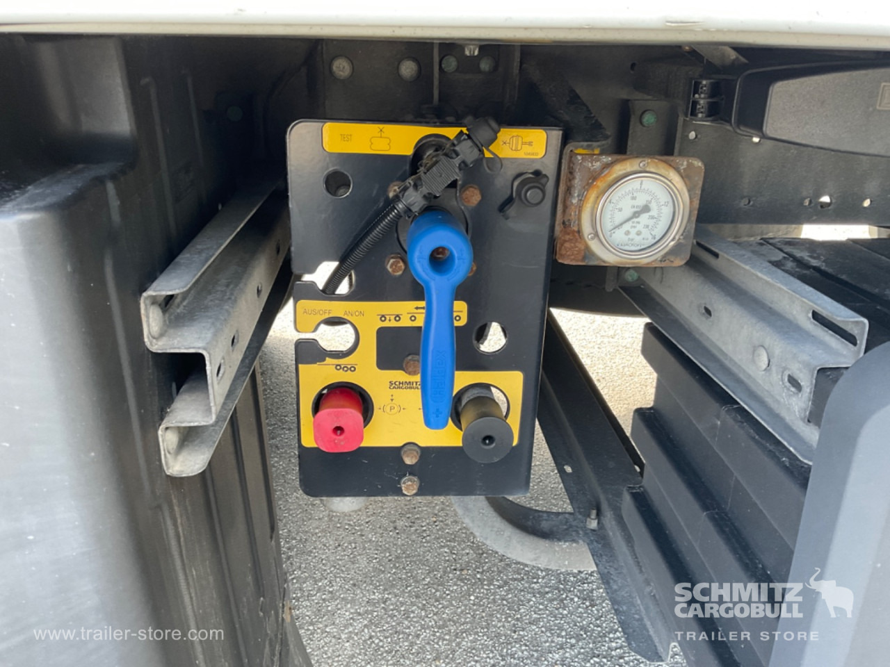 SCHMITZ Reefer Standard Double deck - Isothermal semi-trailer: picture 3 SCHMITZ Reefer Standard Double deck - Isothermal semi-trailer: picture 3