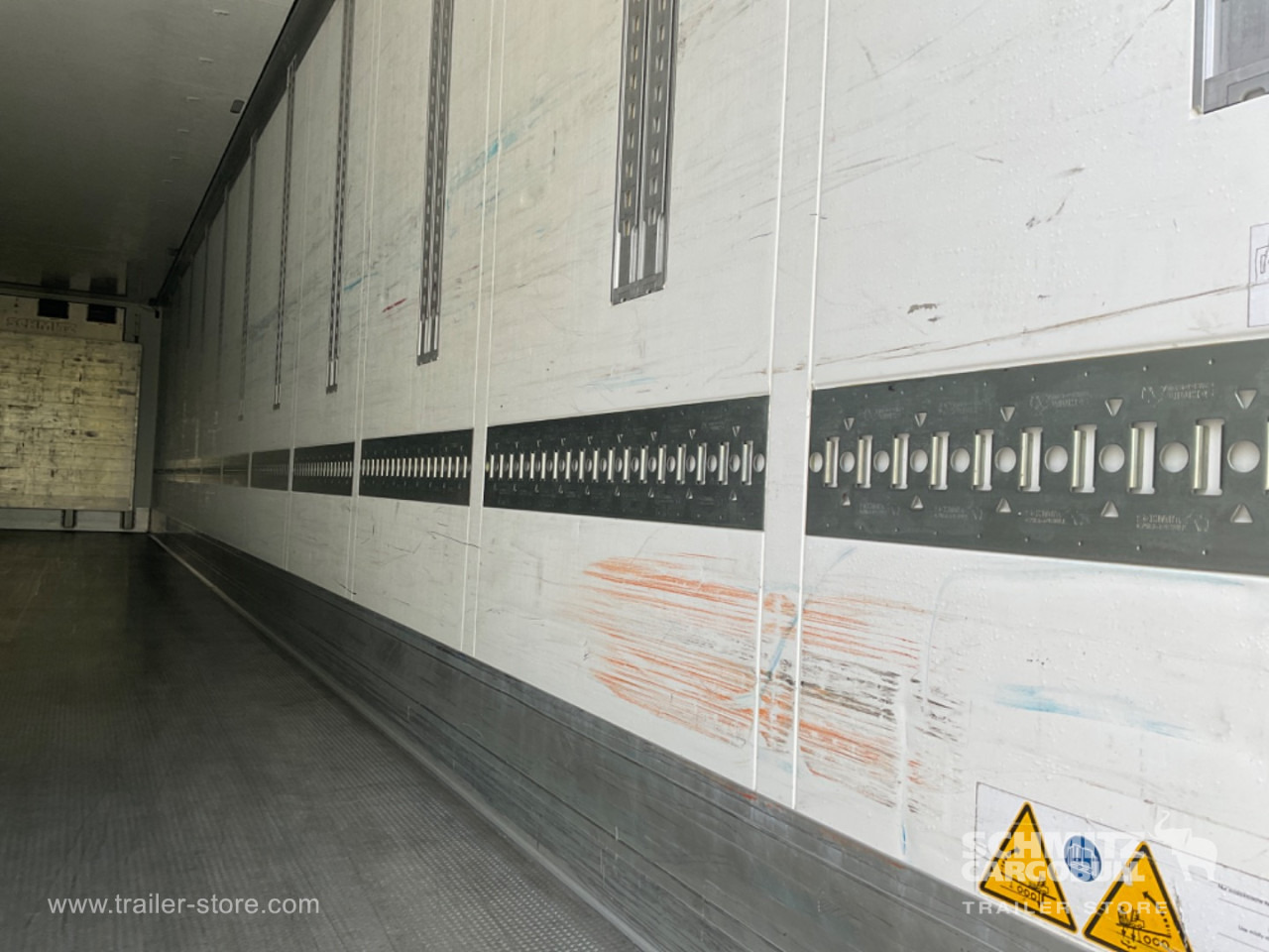 SCHMITZ Reefer Standard Double deck - Isothermal semi-trailer: picture 4 SCHMITZ Reefer Standard Double deck - Isothermal semi-trailer: picture 4