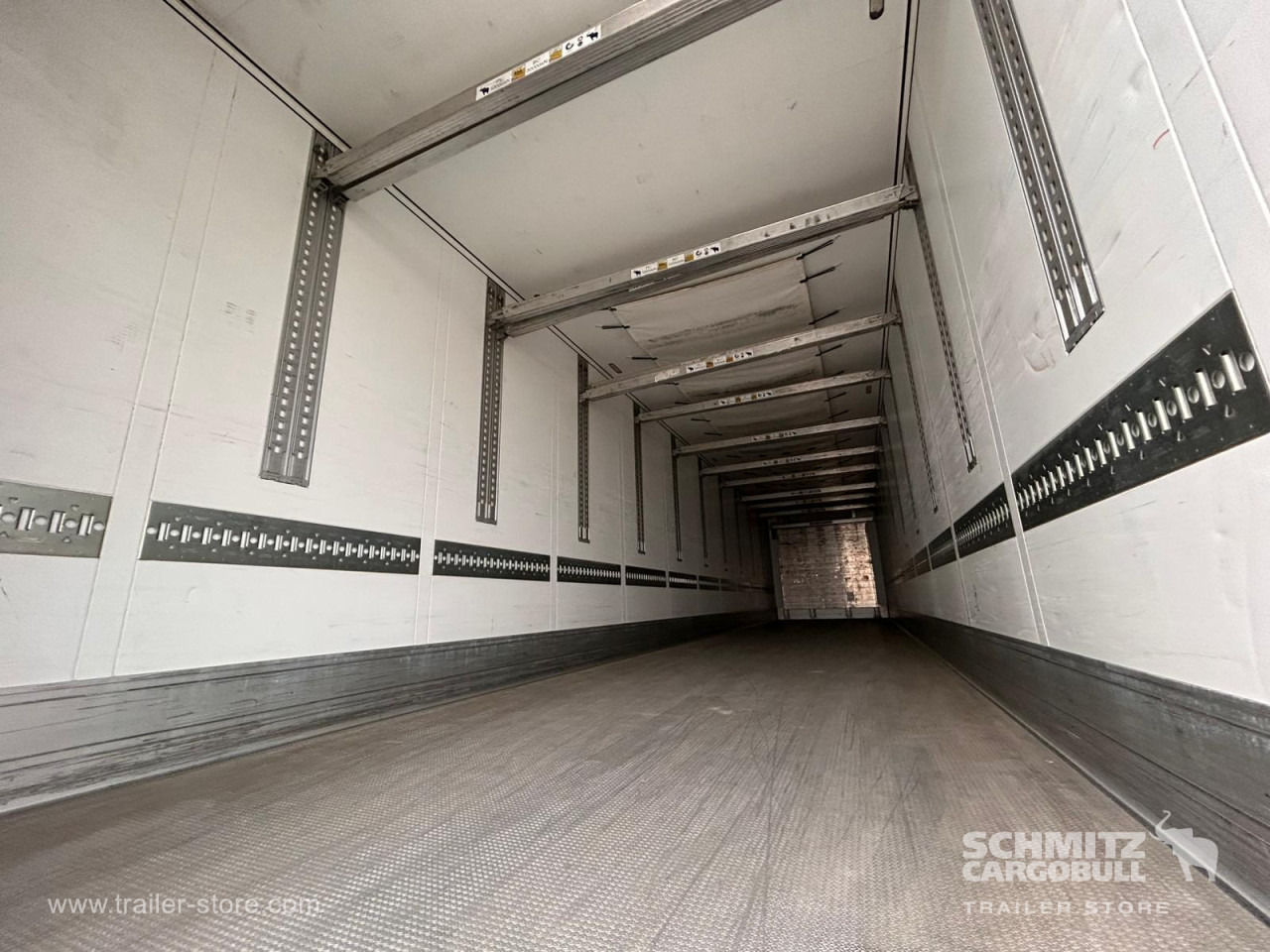 Isothermal semi-trailer SCHMITZ Reefer Standard Double deck: picture 15