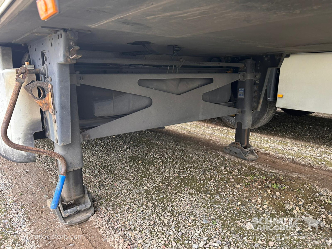 Isothermal semi-trailer SCHMITZ Reefer Standard Double deck: picture 6