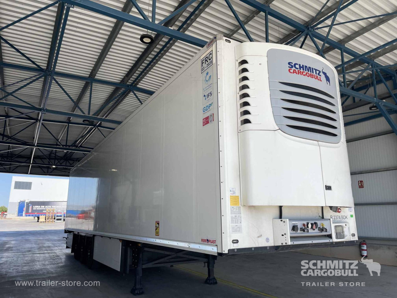SCHMITZ Semiremolque Frigo Standard - Isothermal semi-trailer: picture 1 SCHMITZ Semiremolque Frigo Standard - Isothermal semi-trailer: picture 1