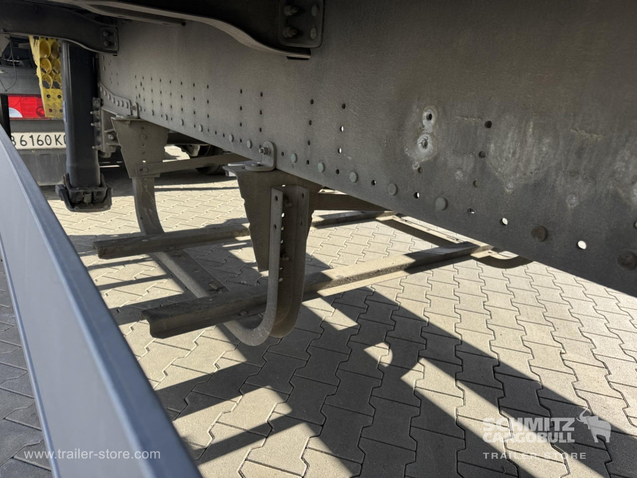 SCHMITZ Curtainsider Standard - Curtainsider semi-trailer: picture 2 SCHMITZ Curtainsider Standard - Curtainsider semi-trailer: picture 2