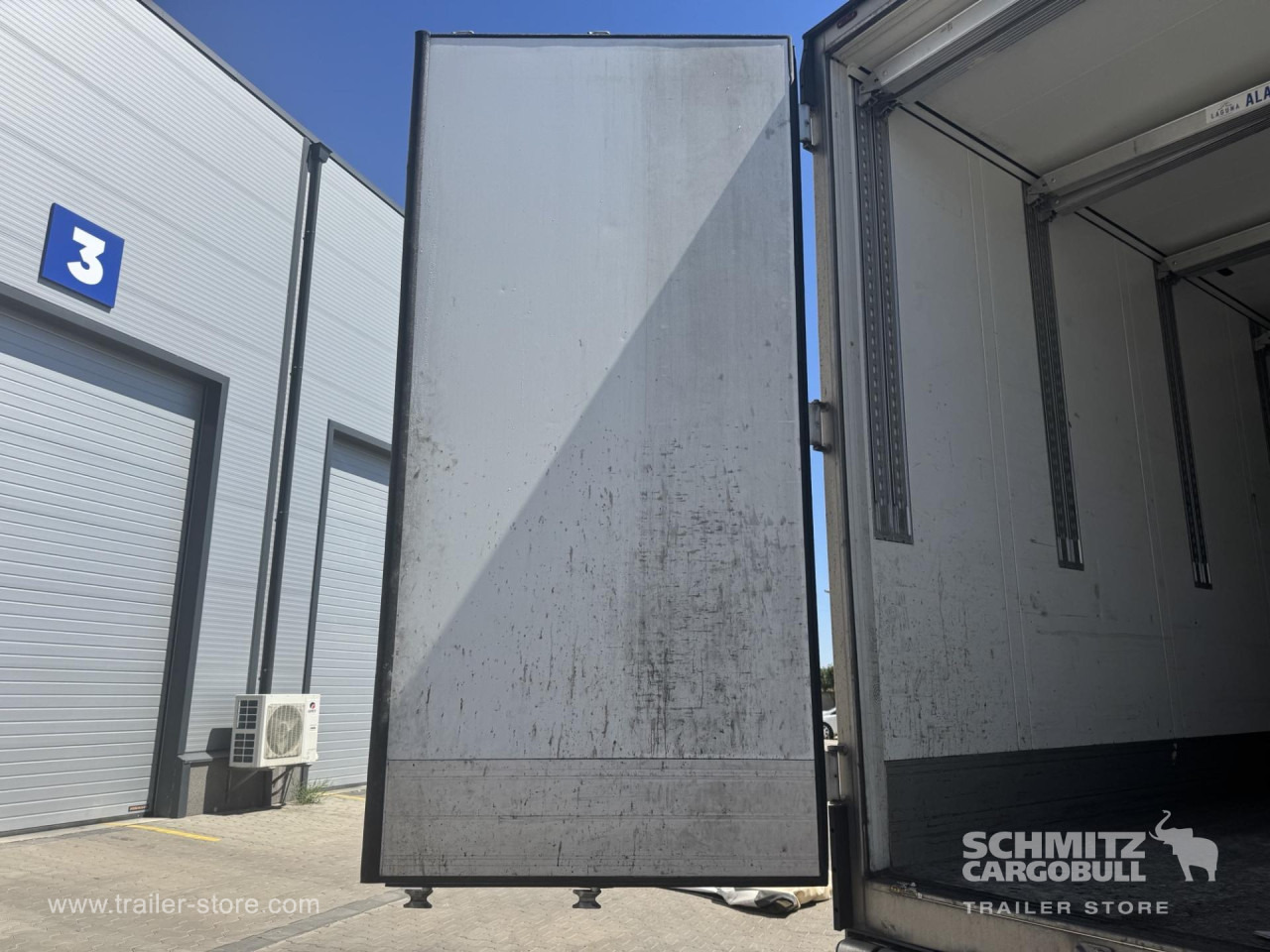 Isothermal semi-trailer SCHMITZ Reefer Standard Double deck: picture 13 Isothermal semi-trailer SCHMITZ Reefer Standard Double deck: picture 13