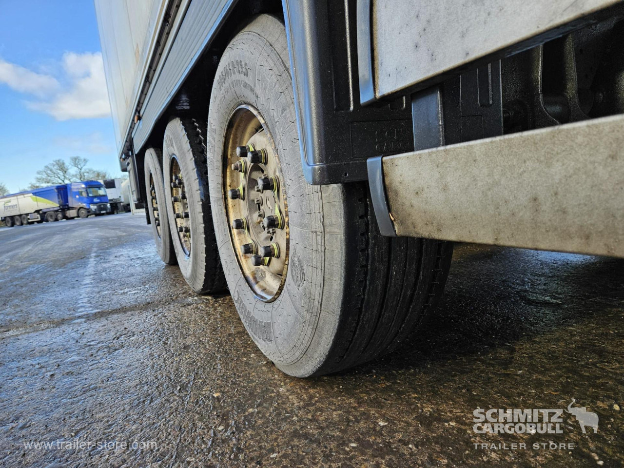 SCHMITZ Reefer Multitemp - Isothermal semi-trailer: picture 4 SCHMITZ Reefer Multitemp - Isothermal semi-trailer: picture 4