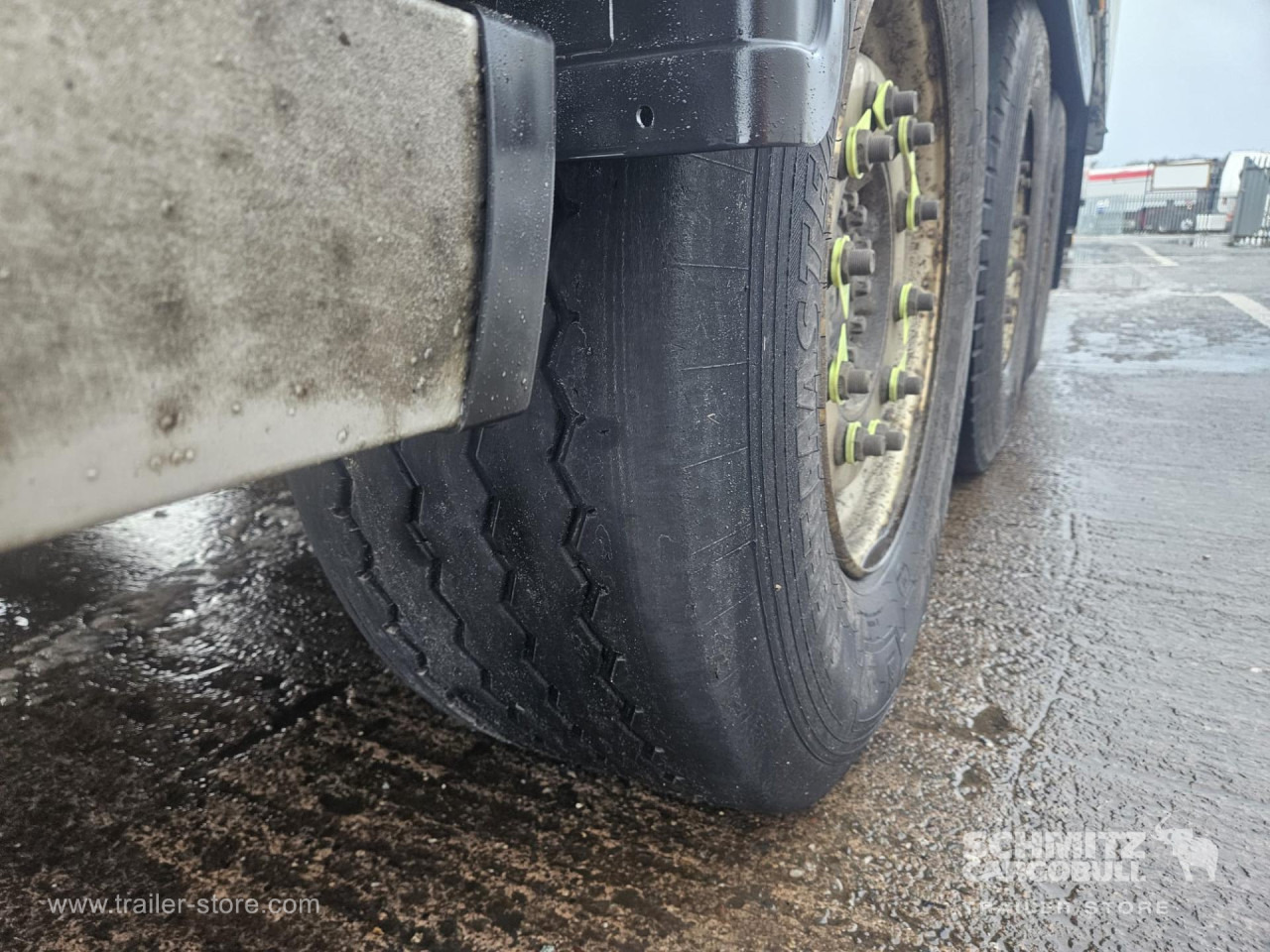 SCHMITZ Reefer Multitemp - Isothermal semi-trailer: picture 3 SCHMITZ Reefer Multitemp - Isothermal semi-trailer: picture 3