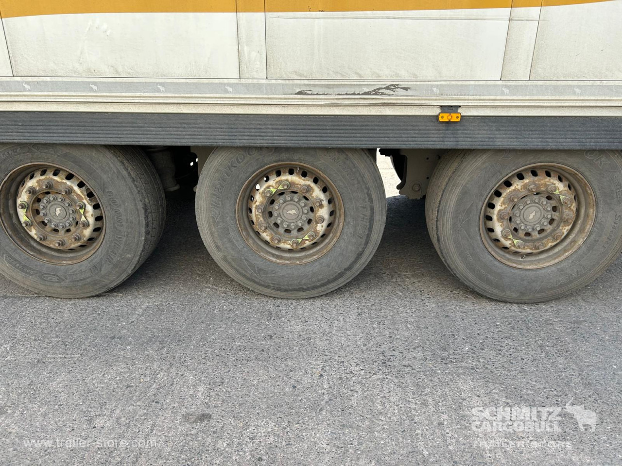 SCHMITZ Reefer Multitemp - Isothermal semi-trailer: picture 4 SCHMITZ Reefer Multitemp - Isothermal semi-trailer: picture 4
