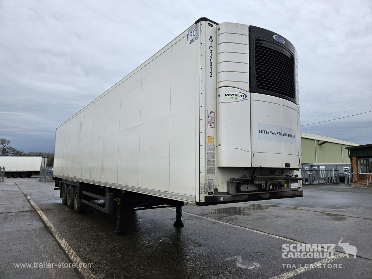 Isothermal semi-trailer SCHMITZ Reefer Multitemp: picture 1