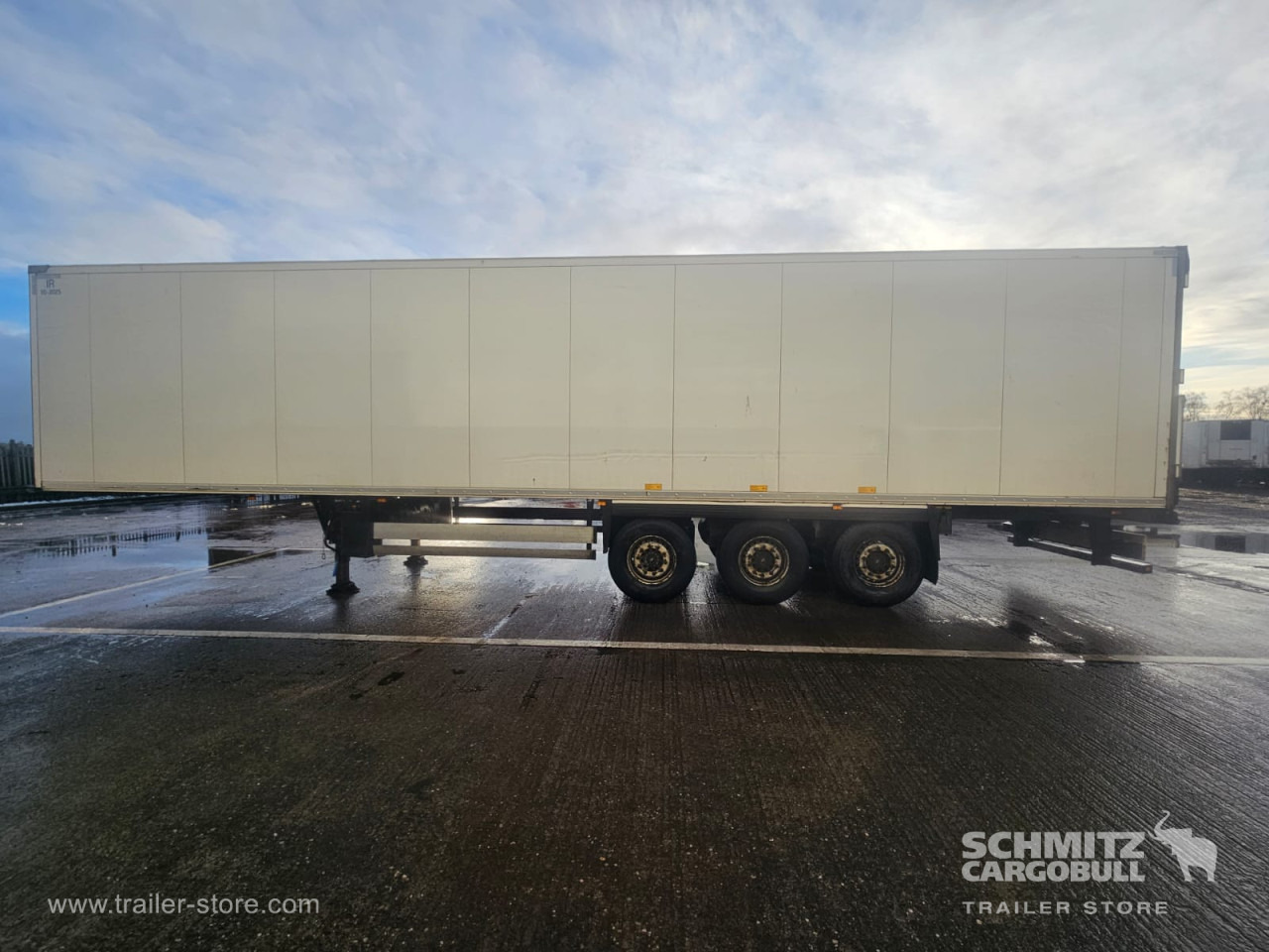 SCHMITZ Reefer Multitemp - Isothermal semi-trailer: picture 2 SCHMITZ Reefer Multitemp - Isothermal semi-trailer: picture 2
