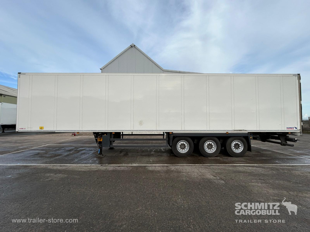 SCHMITZ Reefer Standard - Isothermal semi-trailer: picture 2 SCHMITZ Reefer Standard - Isothermal semi-trailer: picture 2
