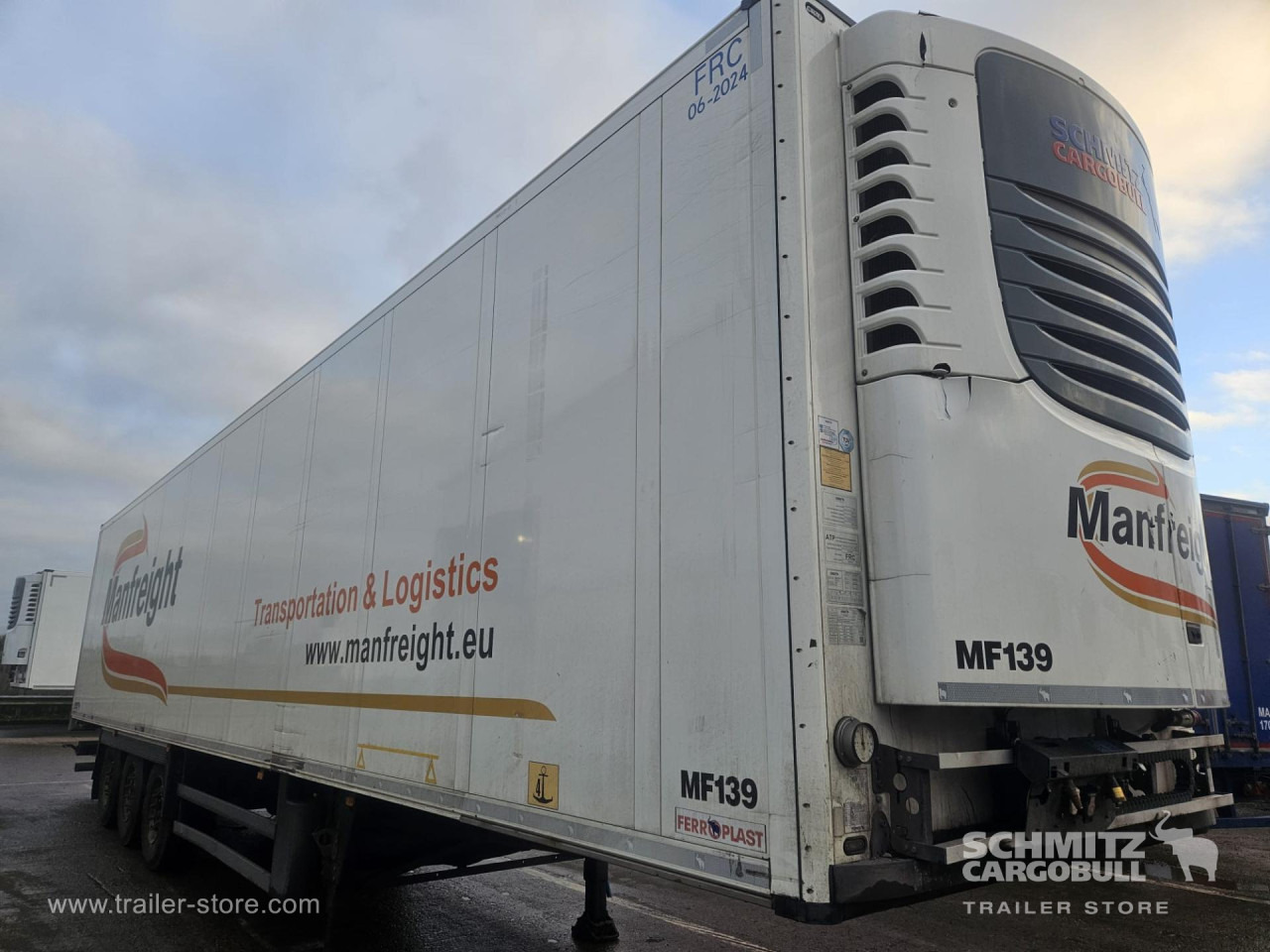 SCHMITZ Reefer Standard - Isothermal semi-trailer: picture 1 SCHMITZ Reefer Standard - Isothermal semi-trailer: picture 1