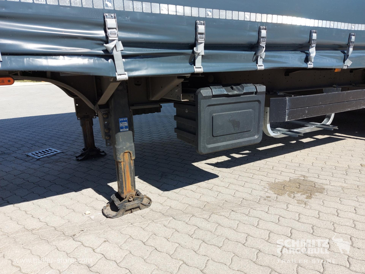 SCHMITZ Curtainsider Mega - Curtainsider semi-trailer: picture 5 SCHMITZ Curtainsider Mega - Curtainsider semi-trailer: picture 5