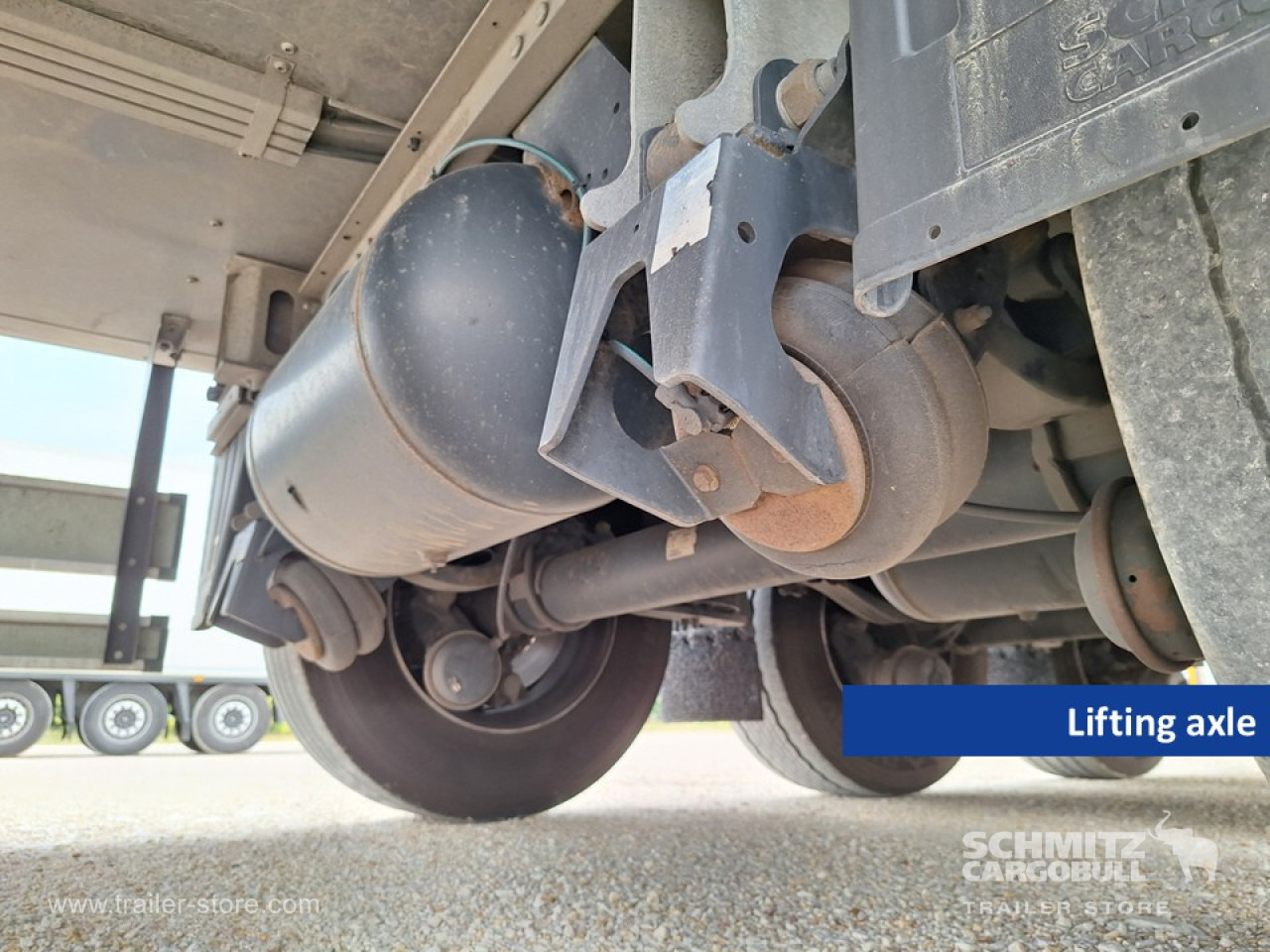 SCHMITZ Reefer Multitemp - Isothermal semi-trailer: picture 3 SCHMITZ Reefer Multitemp - Isothermal semi-trailer: picture 3