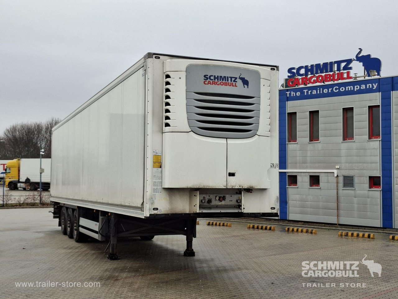 SCHMITZ Reefer Multitemp - Isothermal semi-trailer: picture 1 SCHMITZ Reefer Multitemp - Isothermal semi-trailer: picture 1