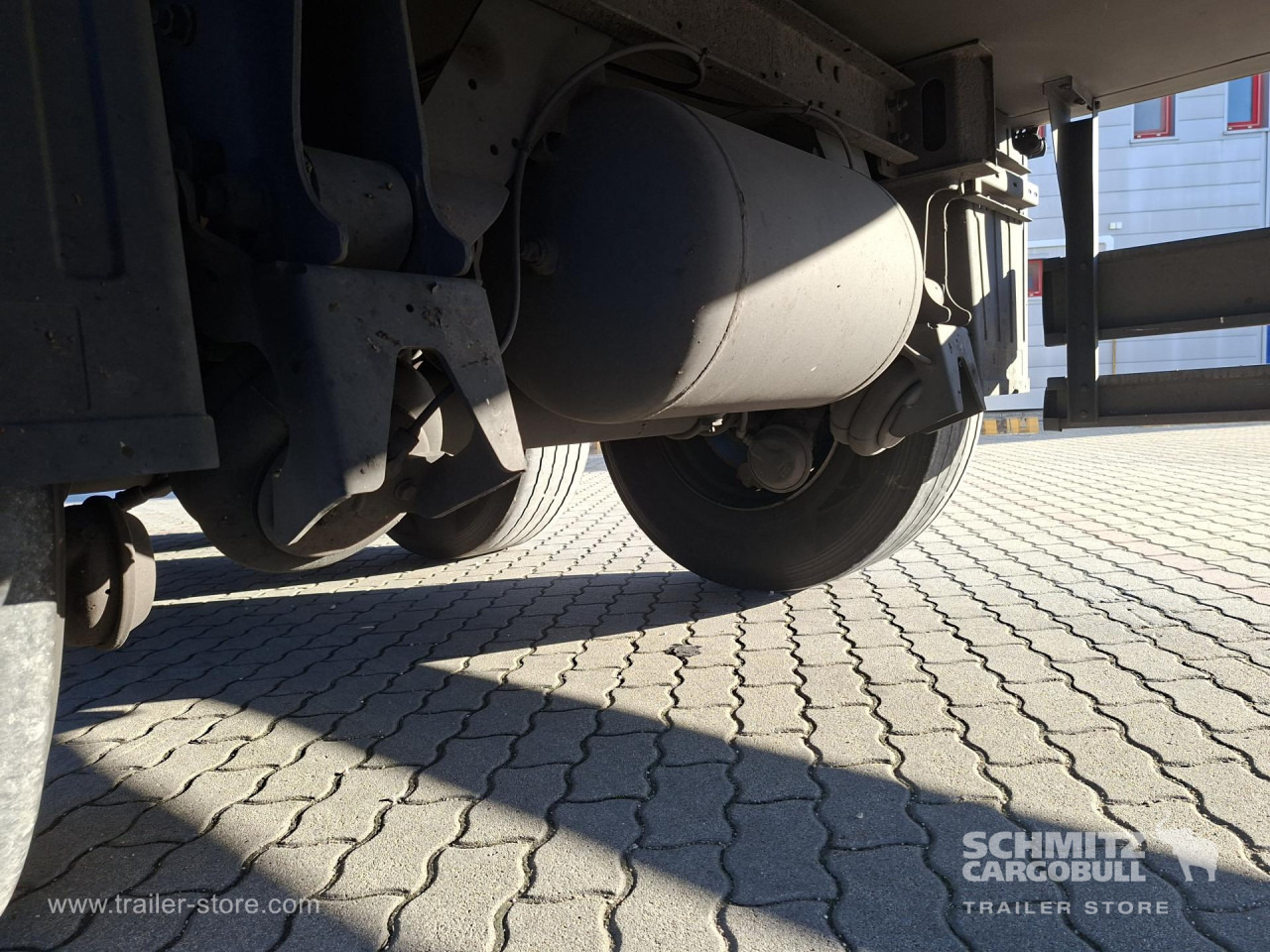 SCHMITZ Reefer Multitemp - Isothermal semi-trailer: picture 5 SCHMITZ Reefer Multitemp - Isothermal semi-trailer: picture 5