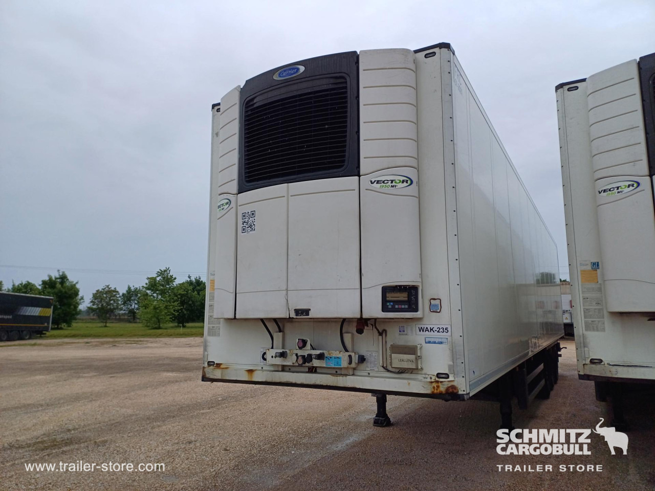 SCHMITZ Reefer Standard - Isothermal semi-trailer: picture 1 SCHMITZ Reefer Standard - Isothermal semi-trailer: picture 1