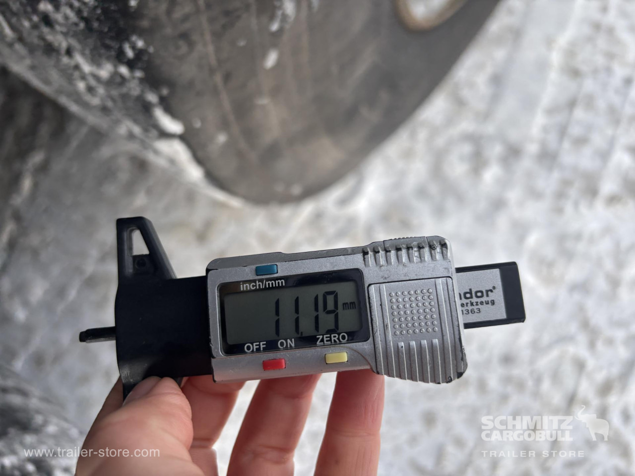 SCHMITZ Curtainsider Standard - Curtainsider semi-trailer: picture 2 SCHMITZ Curtainsider Standard - Curtainsider semi-trailer: picture 2