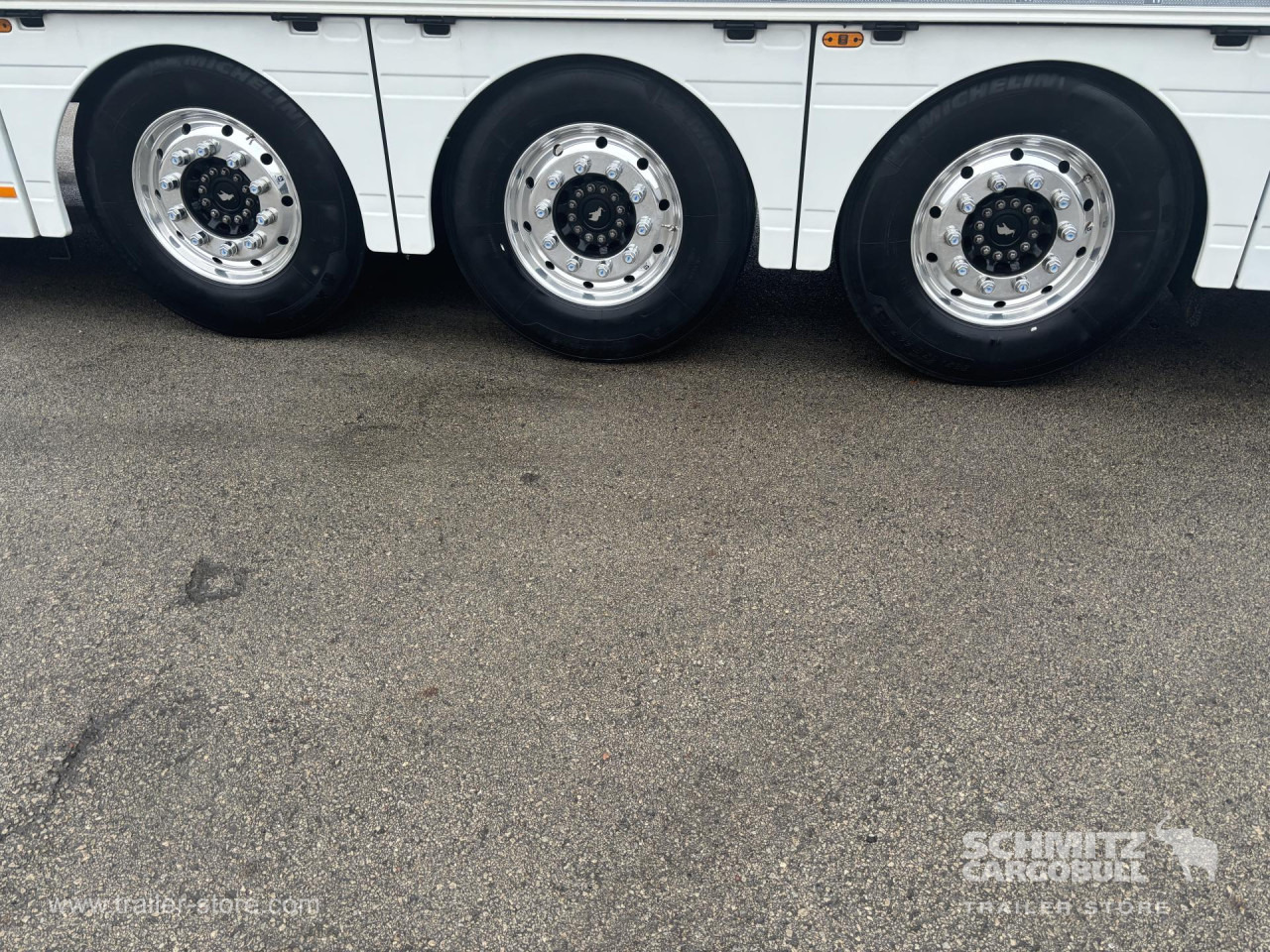 Isothermal semi-trailer SCHMITZ Reefer Standard Double deck: picture 10