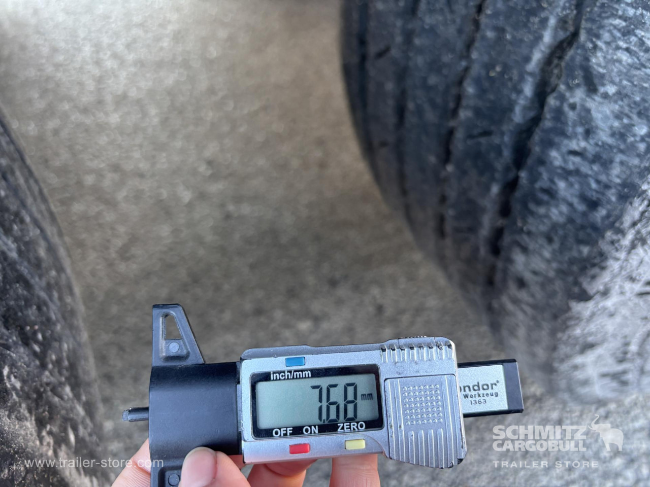 SCHMITZ Reefer Standard Double deck - Isothermal semi-trailer: picture 4 SCHMITZ Reefer Standard Double deck - Isothermal semi-trailer: picture 4