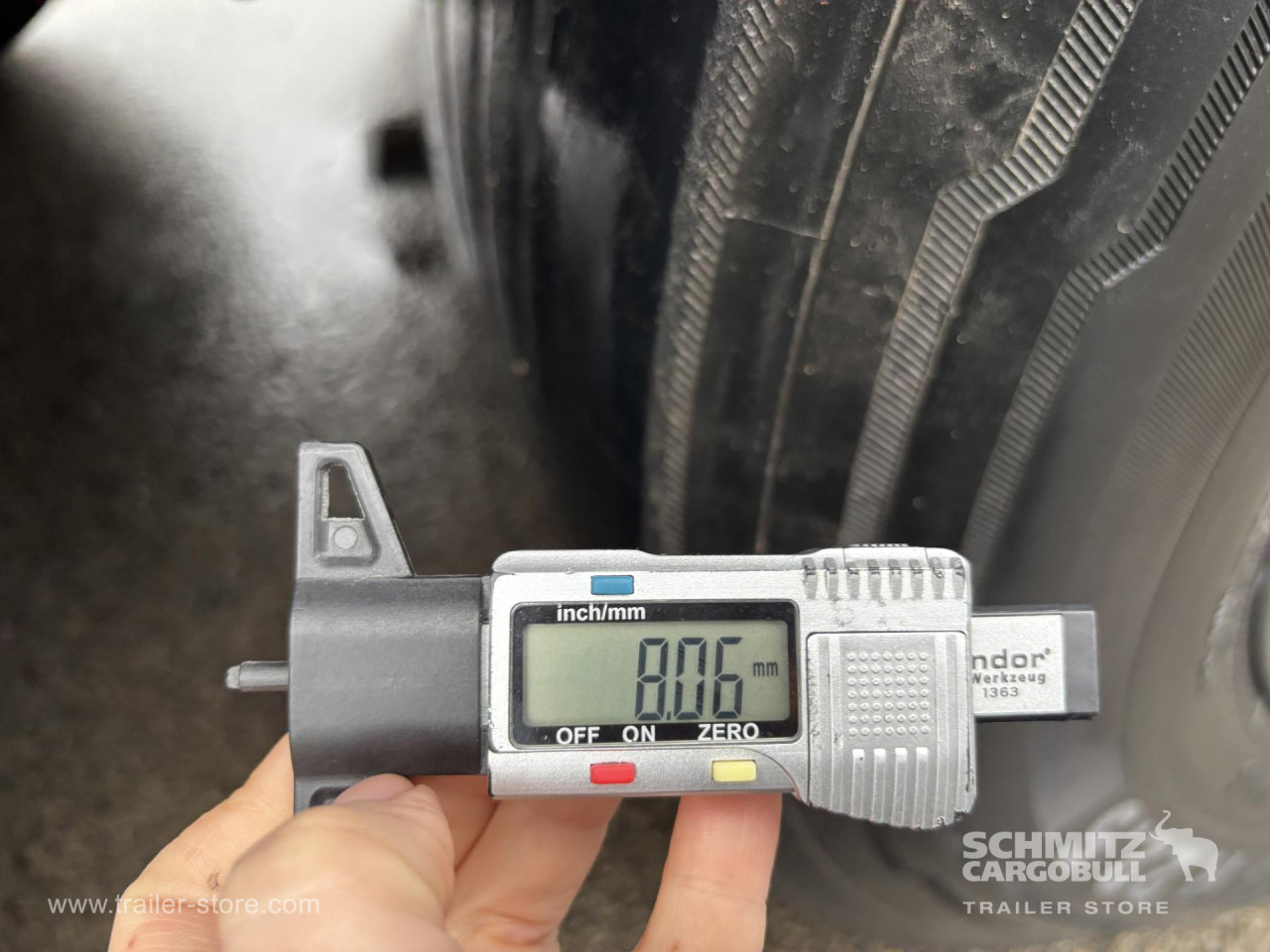 SCHMITZ Reefer Standard - Isothermal semi-trailer: picture 3 SCHMITZ Reefer Standard - Isothermal semi-trailer: picture 3