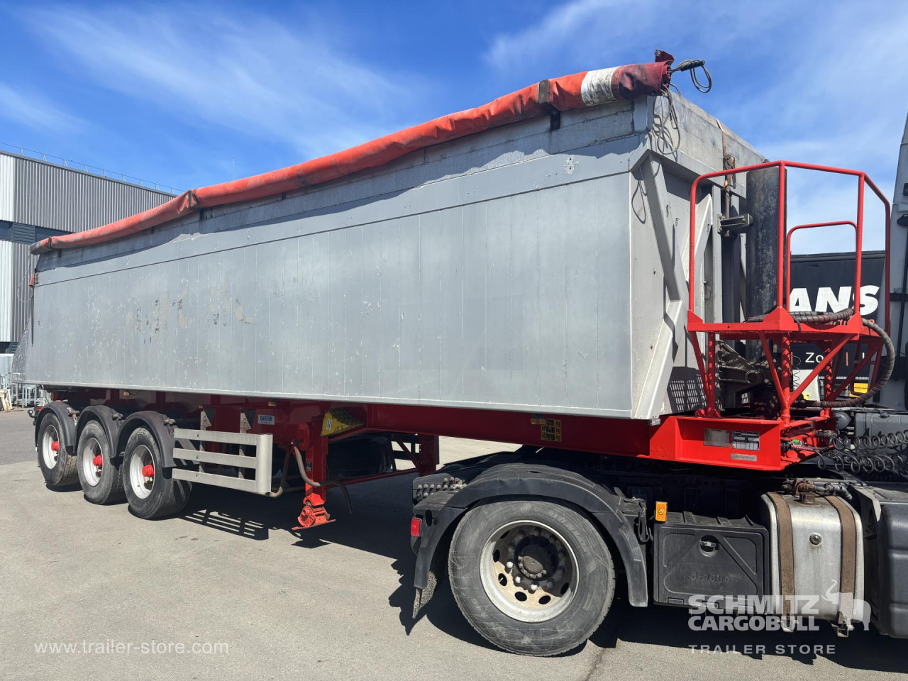Tipper Alu-square sided body 40m³ - Tipper semi-trailer: picture 1 Tipper Alu-square sided body 40m³ - Tipper semi-trailer: picture 1