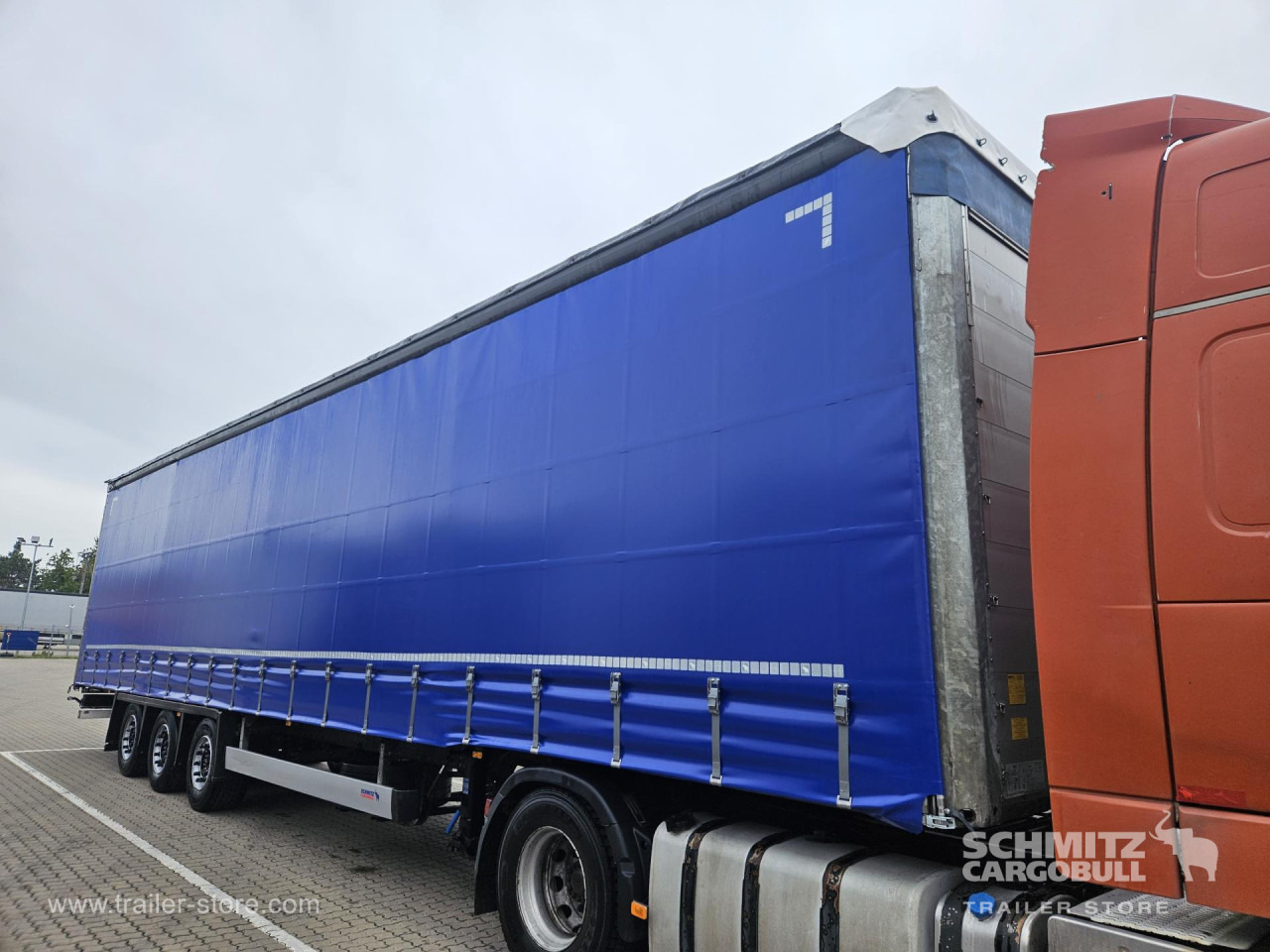 SCHMITZ Curtainsider Mega - Curtainsider semi-trailer: picture 5 SCHMITZ Curtainsider Mega - Curtainsider semi-trailer: picture 5
