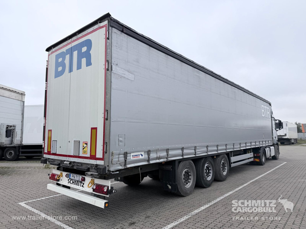 SCHMITZ Curtainsider Standard - Curtainsider semi-trailer: picture 1 SCHMITZ Curtainsider Standard - Curtainsider semi-trailer: picture 1