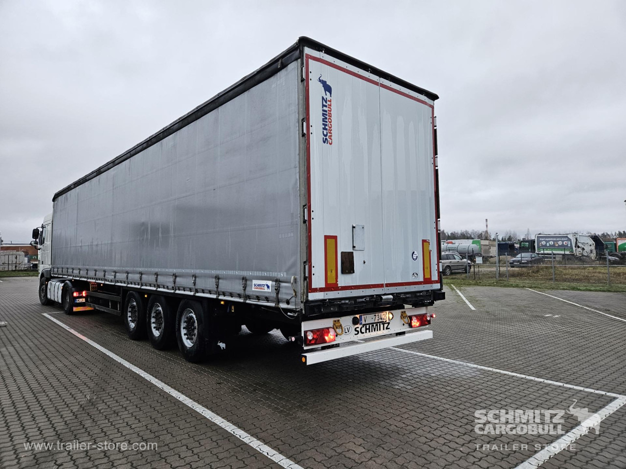 SCHMITZ Curtainsider Standard - Curtainsider semi-trailer: picture 3 SCHMITZ Curtainsider Standard - Curtainsider semi-trailer: picture 3
