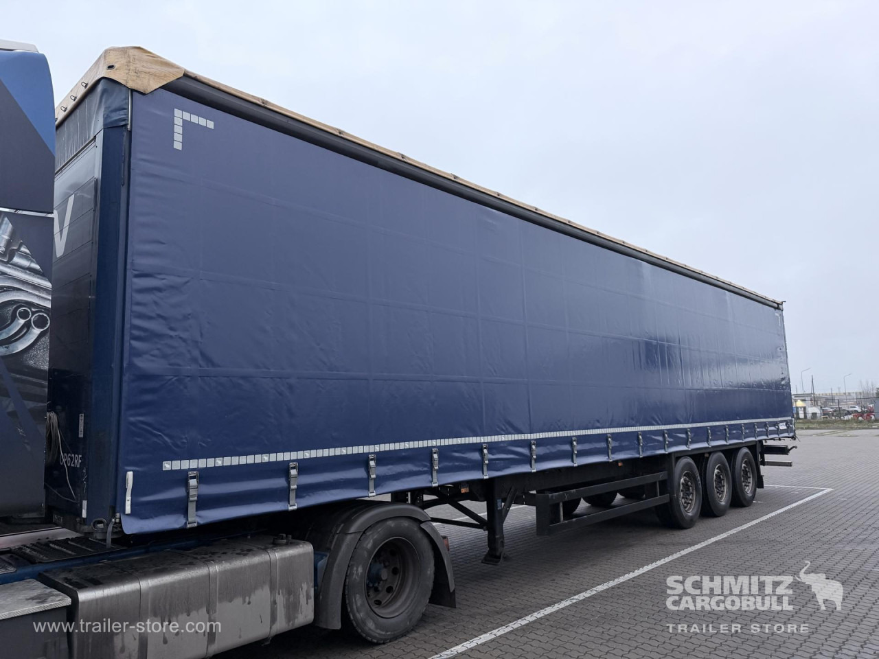 SCHMITZ Curtainsider Standard - Curtainsider semi-trailer: picture 3 SCHMITZ Curtainsider Standard - Curtainsider semi-trailer: picture 3