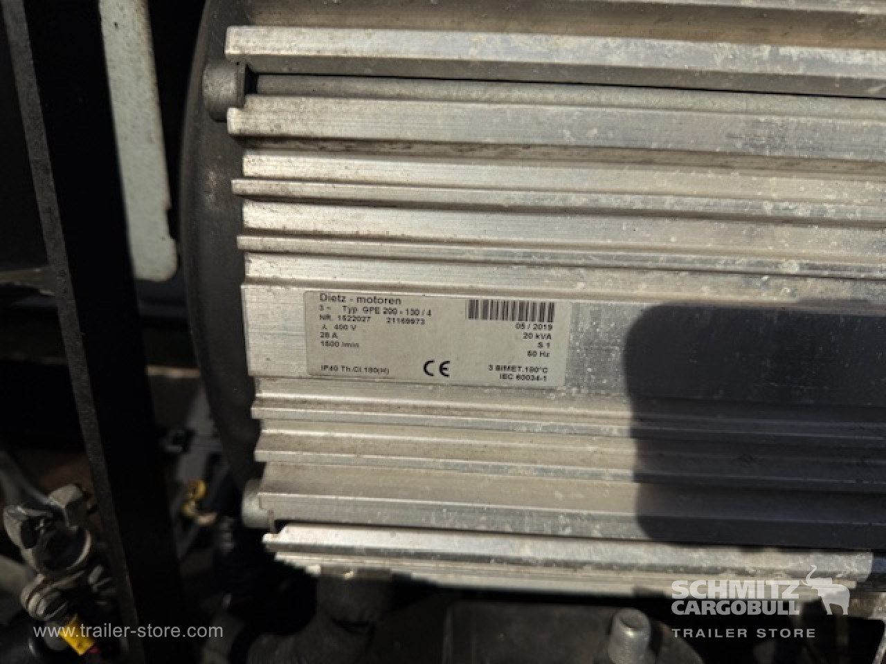 SCHMITZ Aanhangwagen - Isothermal semi-trailer: picture 3 SCHMITZ Aanhangwagen - Isothermal semi-trailer: picture 3