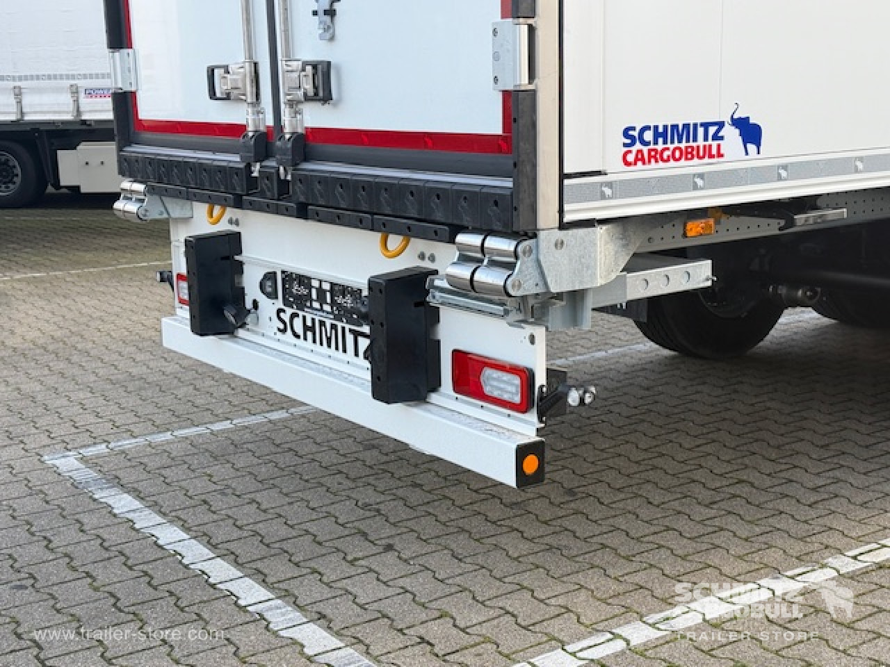 SCHMITZ Oplegger Vries Standard - Isothermal semi-trailer: picture 2 SCHMITZ Oplegger Vries Standard - Isothermal semi-trailer: picture 2