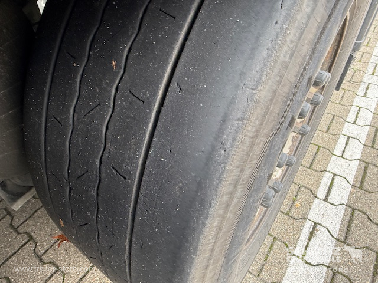 SCHMITZ Oplegger Vries Standard - Isothermal semi-trailer: picture 4 SCHMITZ Oplegger Vries Standard - Isothermal semi-trailer: picture 4