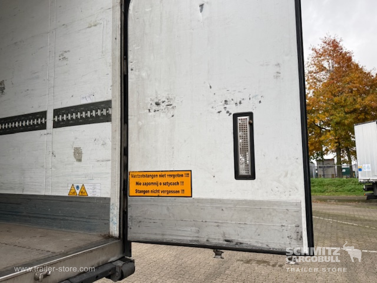 SCHMITZ Oplegger Vries Standard - Isothermal semi-trailer: picture 4 SCHMITZ Oplegger Vries Standard - Isothermal semi-trailer: picture 4