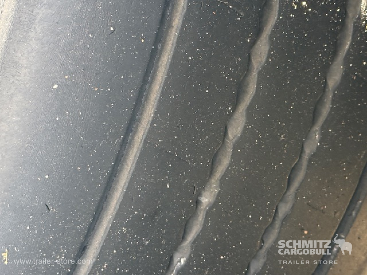 SCHMITZ Oplegger Vries Standard - Isothermal semi-trailer: picture 5 SCHMITZ Oplegger Vries Standard - Isothermal semi-trailer: picture 5