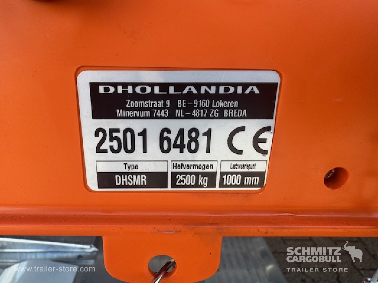SCHMITZ Oplegger Vries Standard Taillift - Isothermal semi-trailer: picture 2 SCHMITZ Oplegger Vries Standard Taillift - Isothermal semi-trailer: picture 2