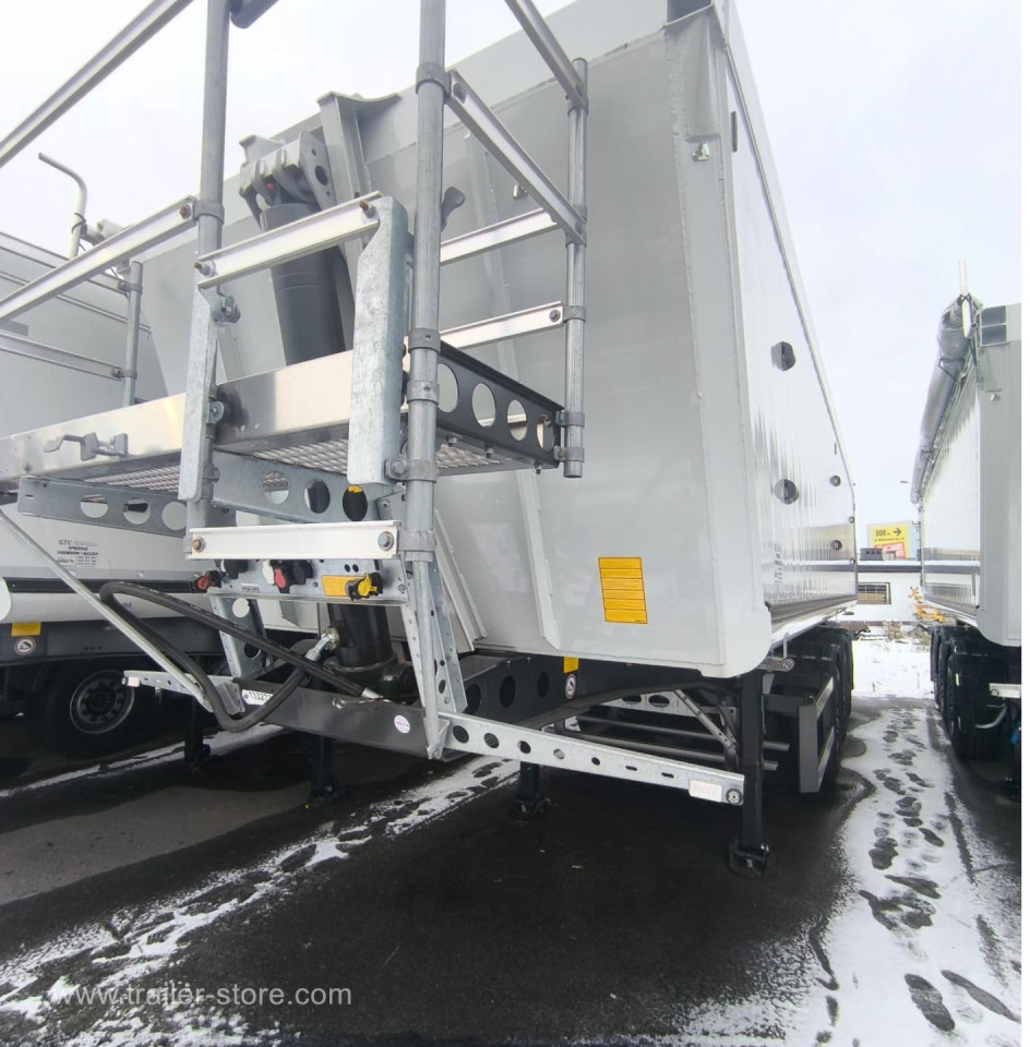 SCHMITZ Tipper alu-square sided body 33m³ - Tipper semi-trailer: picture 4 SCHMITZ Tipper alu-square sided body 33m³ - Tipper semi-trailer: picture 4