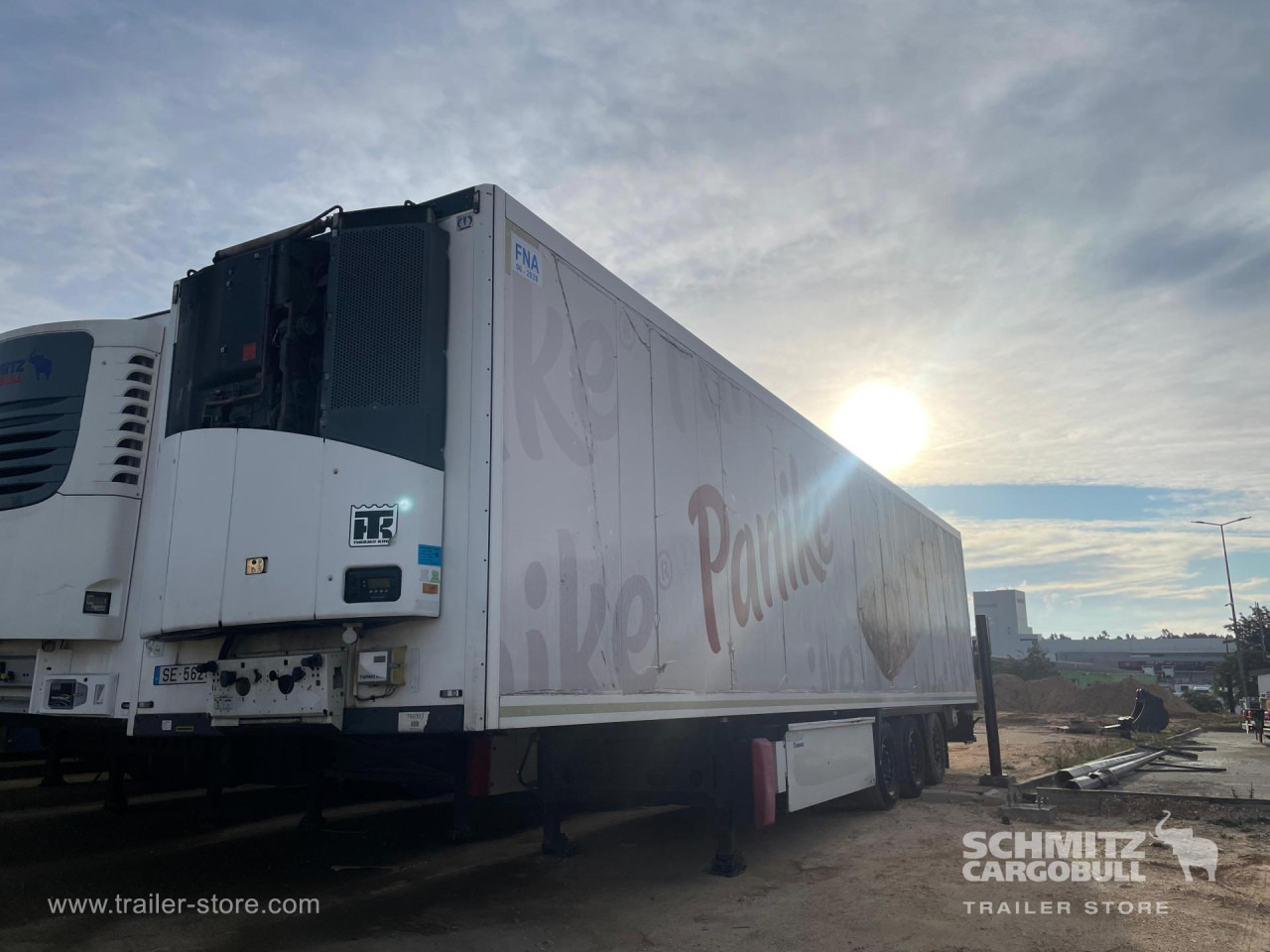 KRONE Reefer Standard - Isothermal semi-trailer: picture 1 KRONE Reefer Standard - Isothermal semi-trailer: picture 1