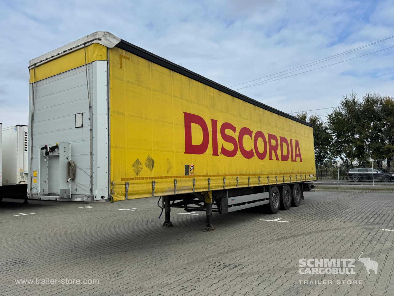 SCHMITZ Curtainsider Standard - Curtainsider semi-trailer: picture 4 SCHMITZ Curtainsider Standard - Curtainsider semi-trailer: picture 4
