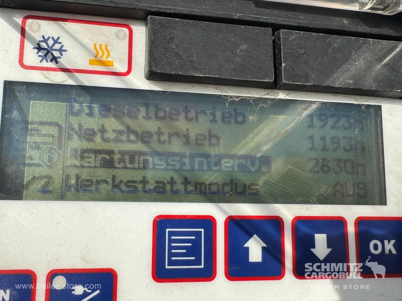 SCHMITZ Reefer Standard - Isothermal semi-trailer: picture 2 SCHMITZ Reefer Standard - Isothermal semi-trailer: picture 2