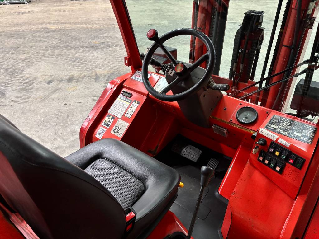 Manitou MH 25.4 T - Rough terrain forklift: picture 5 Manitou MH 25.4 T - Rough terrain forklift: picture 5