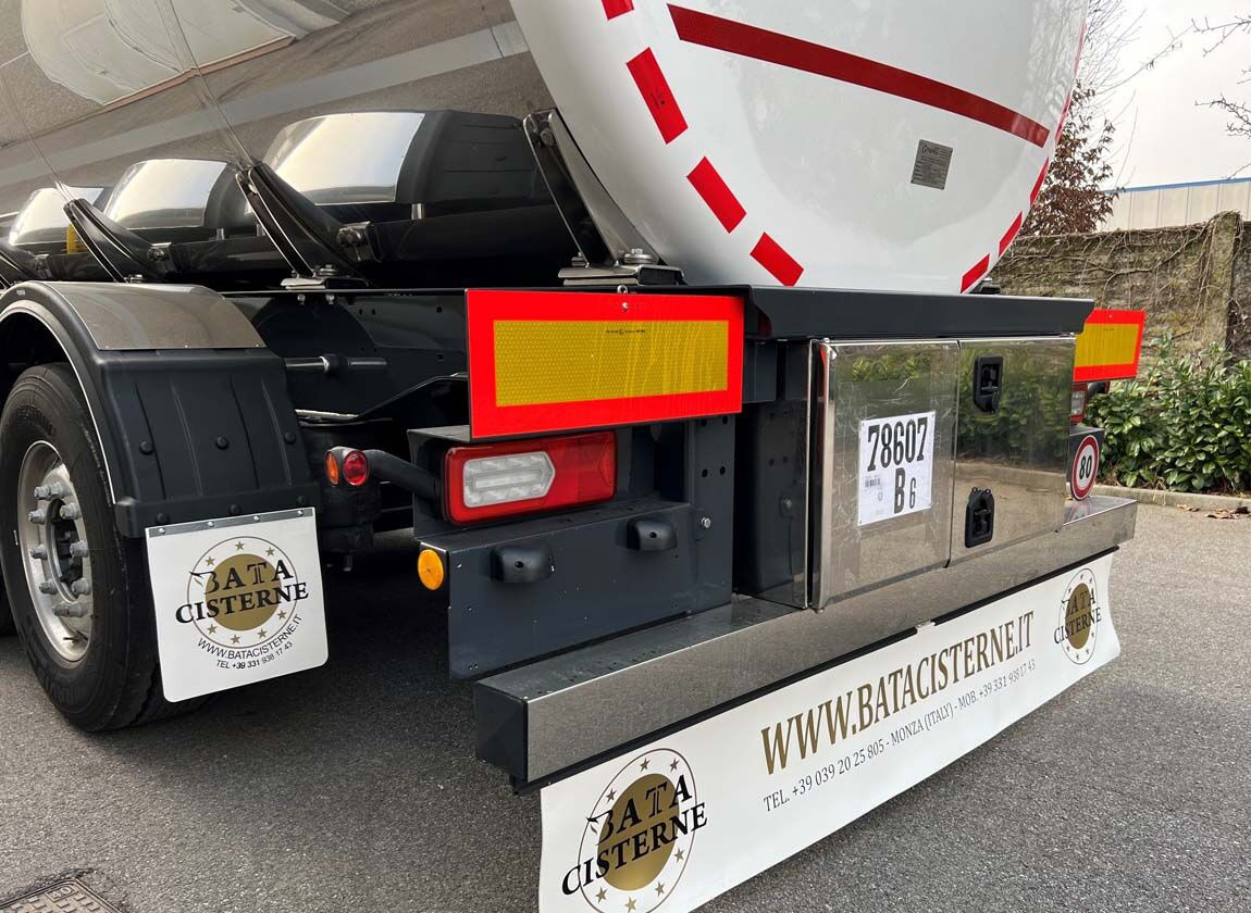 Bata CISTERNA MODELLO INOX STANDARD NUOVA - Tank semi-trailer: picture 5 Bata CISTERNA MODELLO INOX STANDARD NUOVA - Tank semi-trailer: picture 5
