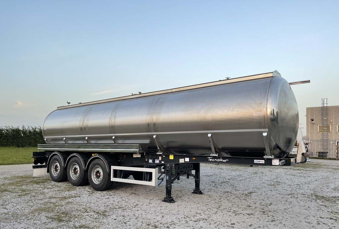 Bata CISTERNA MODELLO STANDARD NON ISOLATA 31.000LT NUOVA - Tank semi-trailer: picture 4 Bata CISTERNA MODELLO STANDARD NON ISOLATA 31.000LT NUOVA - Tank semi-trailer: picture 4