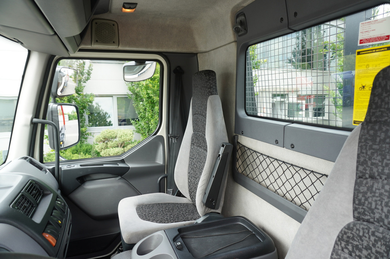 DAF LF 55.220 Skip loader GUIMA PALFINGER M14T leasing DAF LF 55.220 Skip loader GUIMA PALFINGER M14T: picture 30 DAF LF 55.220 Skip loader GUIMA PALFINGER M14T leasing DAF LF 55.220 Skip loader GUIMA PALFINGER M14T: picture 30