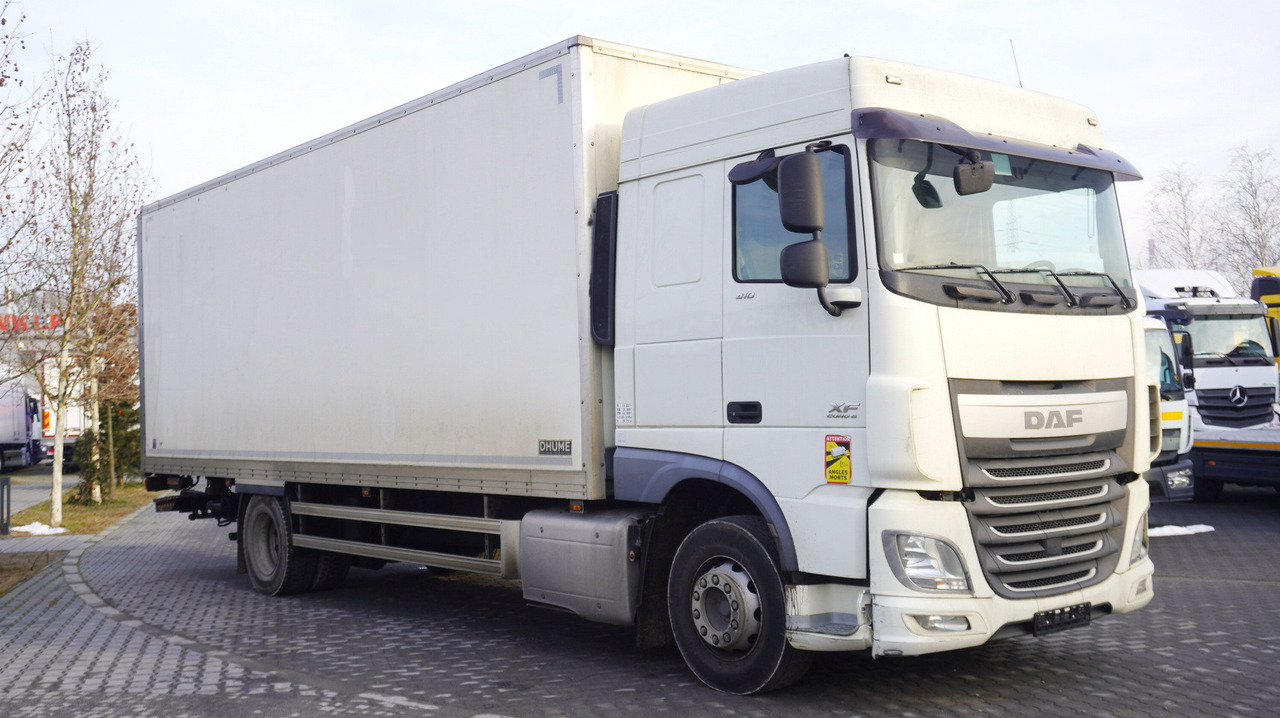 DAF XF 410 EURO 6 /410 HP / 20 EPAL / Dhollandia lift 1500 kg - Box truck: picture 1 DAF XF 410 EURO 6 /410 HP / 20 EPAL / Dhollandia lift 1500 kg - Box truck: picture 1
