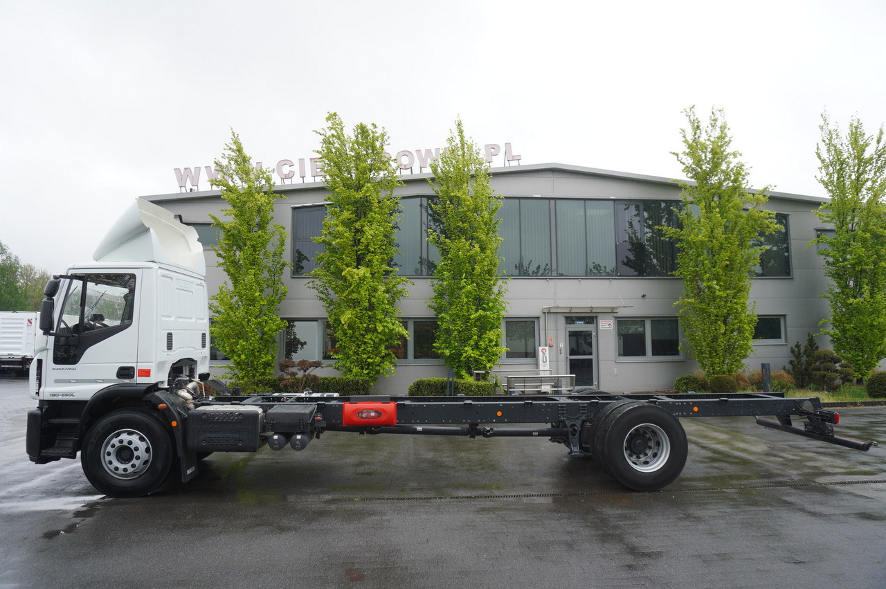 IVECO Eurocargo 190-250L / 8.45 m chassis / new tires - Cab chassis truck: picture 2 IVECO Eurocargo 190-250L / 8.45 m chassis / new tires - Cab chassis truck: picture 2