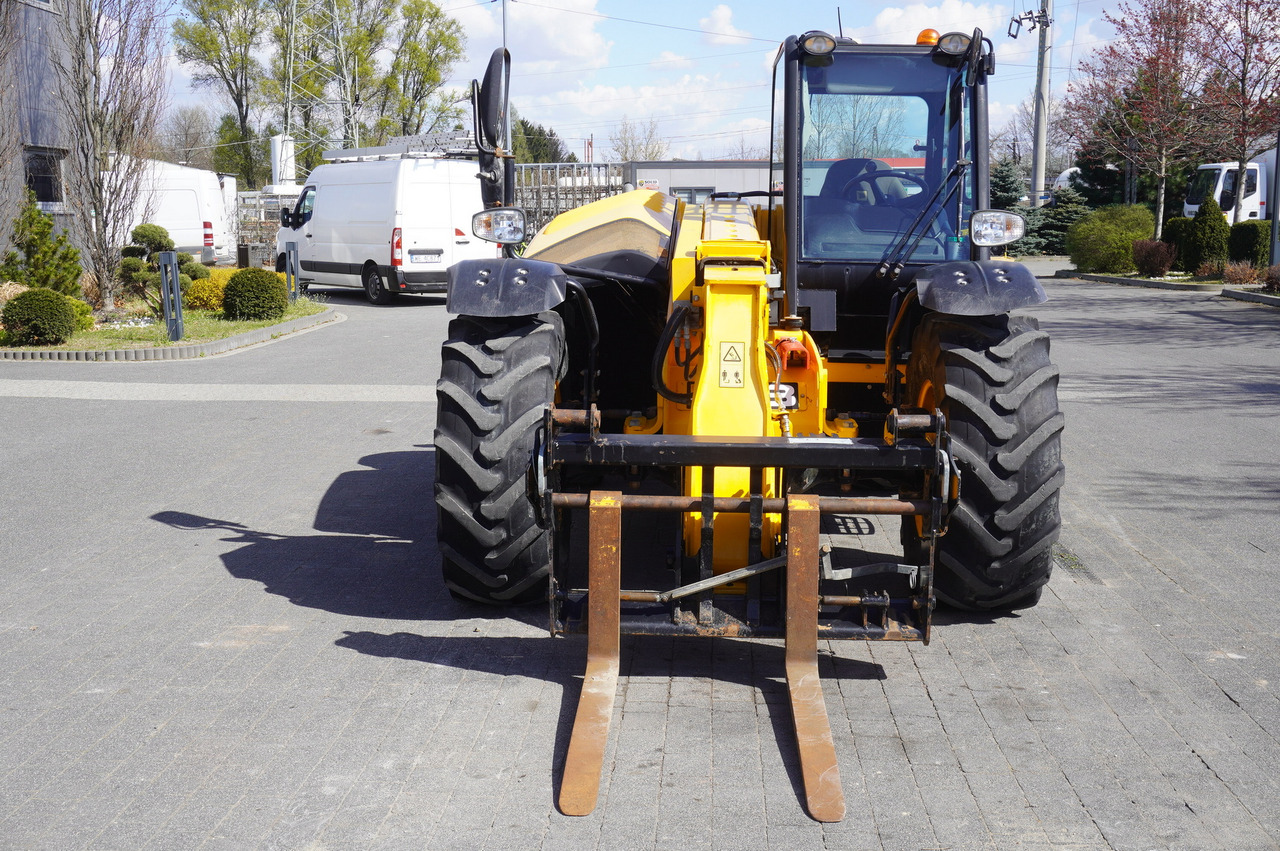 JCB 526-56 AGRI Plus / 5.6 m telescopic loader / joystick - Telescopic handler: picture 2 JCB 526-56 AGRI Plus / 5.6 m telescopic loader / joystick - Telescopic handler: picture 2
