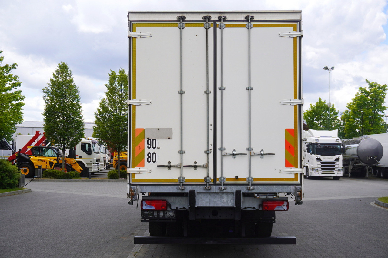 MAN TGS 18.440 / 19 EPAL curtainsider / Sleeper cab - Curtainsider truck: picture 3 MAN TGS 18.440 / 19 EPAL curtainsider / Sleeper cab - Curtainsider truck: picture 3