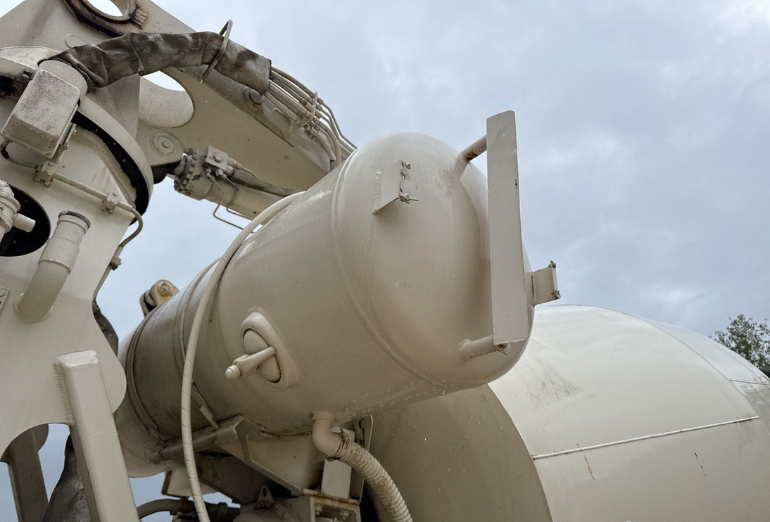 MAN TGS 32.400 8x4 Concrete Mixer Pump truck / 426 MTH !!! / 18 meters leasing MAN TGS 32.400 8x4 Concrete Mixer Pump truck / 426 MTH !!! / 18 meters: picture 7 MAN TGS 32.400 8x4 Concrete Mixer Pump truck / 426 MTH !!! / 18 meters leasing MAN TGS 32.400 8x4 Concrete Mixer Pump truck / 426 MTH !!! / 18 meters: picture 7