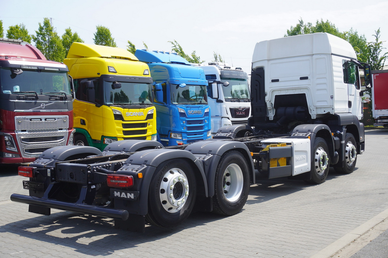 MAN TGS 35.420 8x2 / Chassis 6.4 m / 3 steered axles - Crane truck: picture 5 MAN TGS 35.420 8x2 / Chassis 6.4 m / 3 steered axles - Crane truck: picture 5