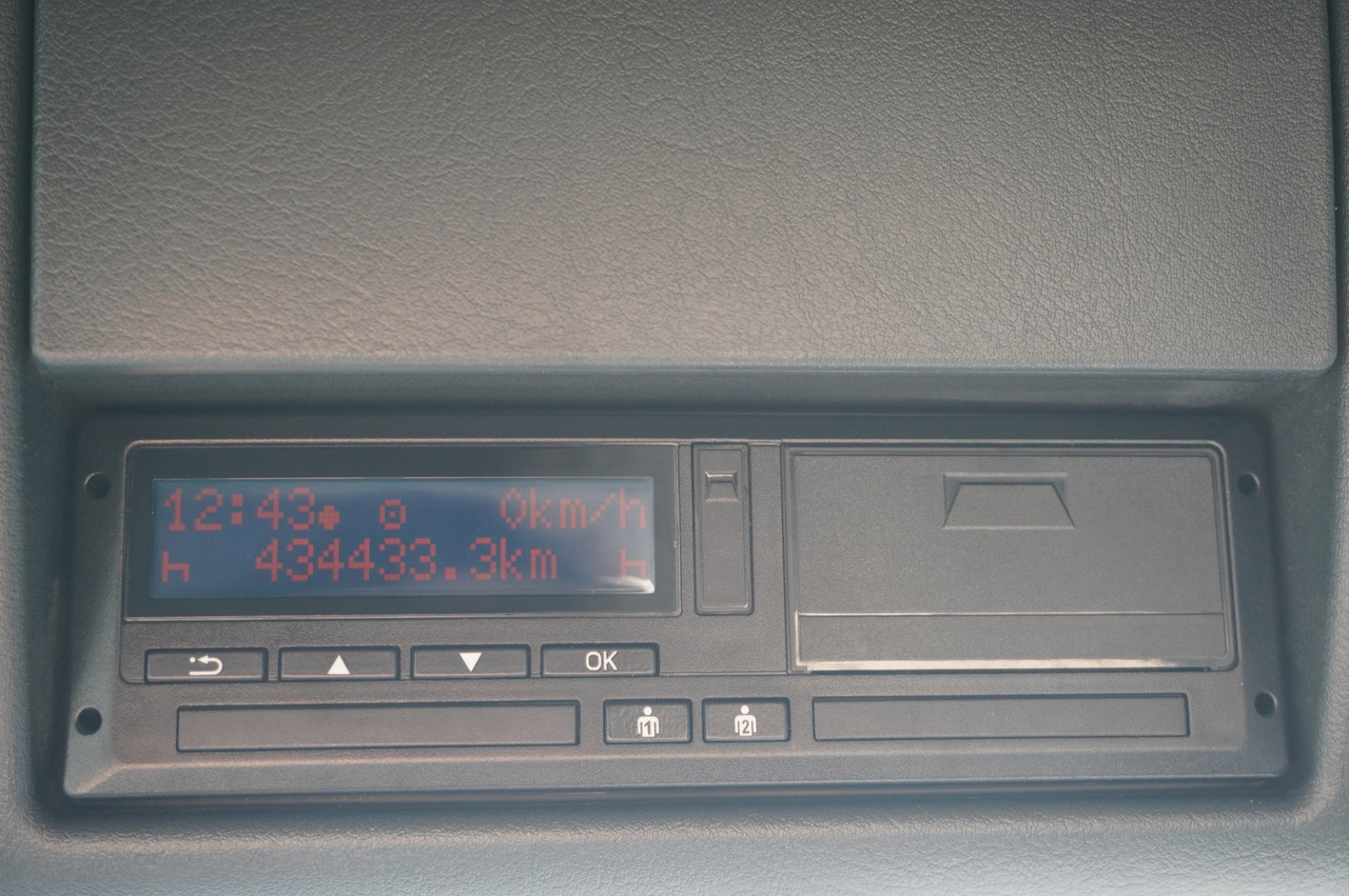 Refrigerator truck MAN TGX 18.430 E6 / Meyer 19 EPAL refrigerator / Sleeper cab: picture 28 Refrigerator truck MAN TGX 18.430 E6 / Meyer 19 EPAL refrigerator / Sleeper cab: picture 28